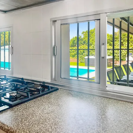Villa San Patricio I Piscina Privada I Jacuzzi I Bbq I Ps5 I Aire Acon I 3000m2 I 5min-centro Jerez de la Frontera