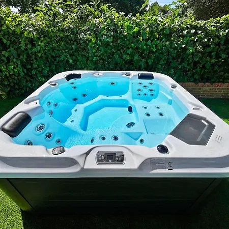 Villa San Patricio I Piscina Privada I Jacuzzi I Bbq I Ps5 I Aire Acon I 3000m2 I 5min-centro *